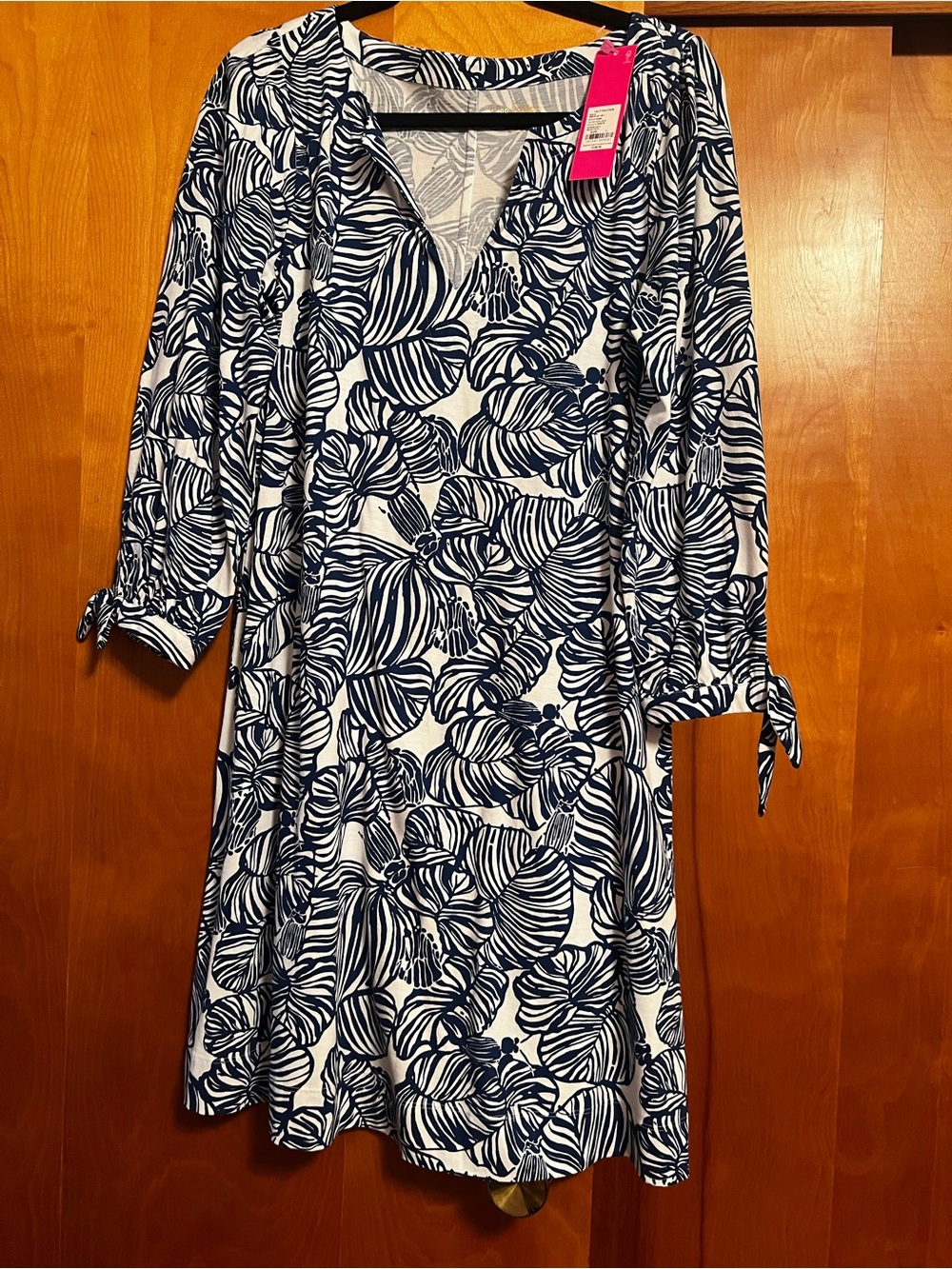 Lilly Pulitzer Navy and White Long-Sleeve Floral V-Neck Dress
